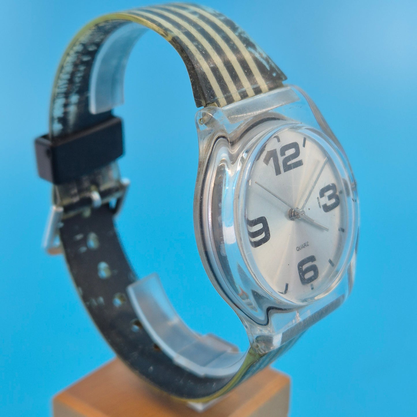 Krippl-Watches Herren Uhr – Modernes Design mit Streifen-Optik