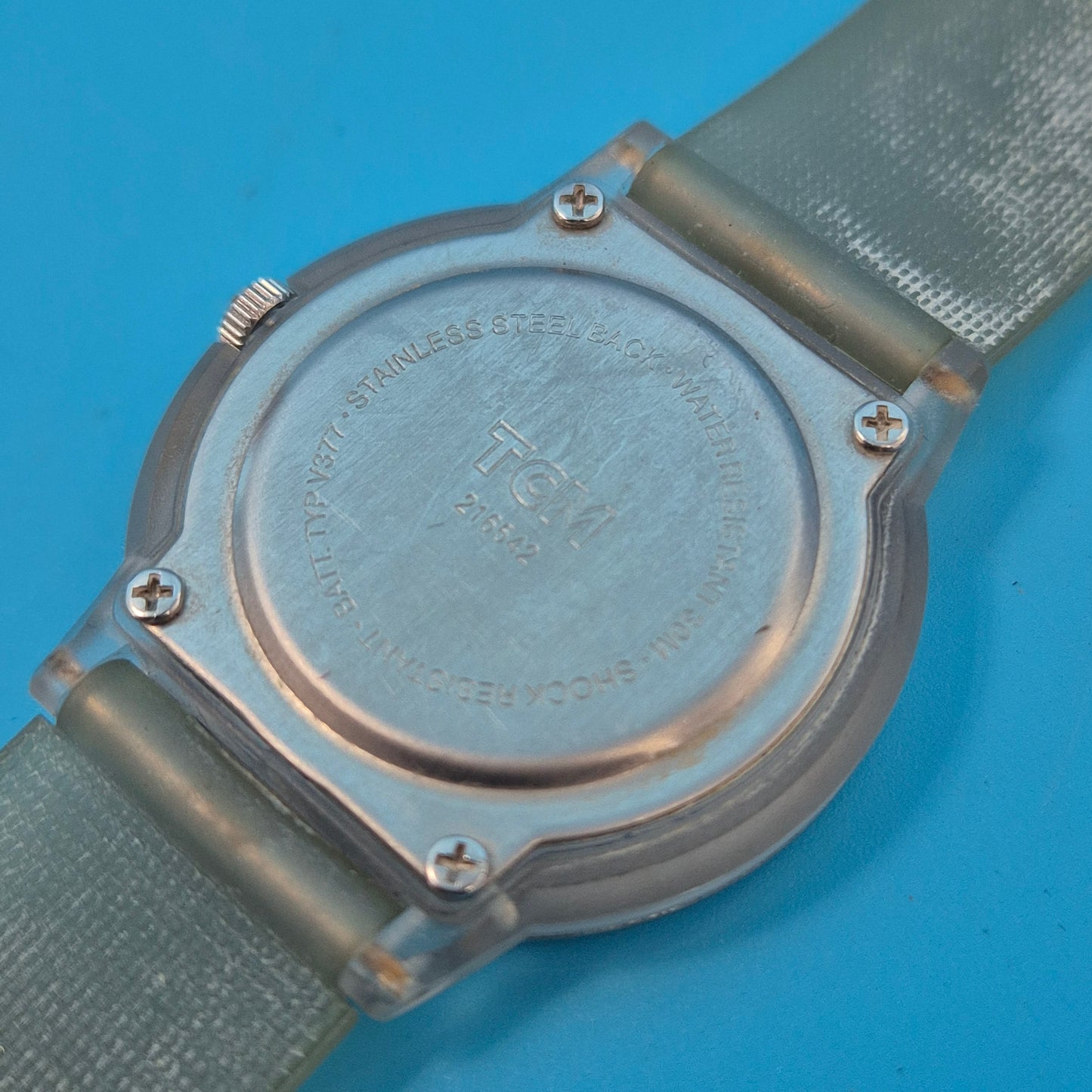 Moderne TCM Damen Uhr – Hellblaues Zifferblatt mit geometrischem Muster