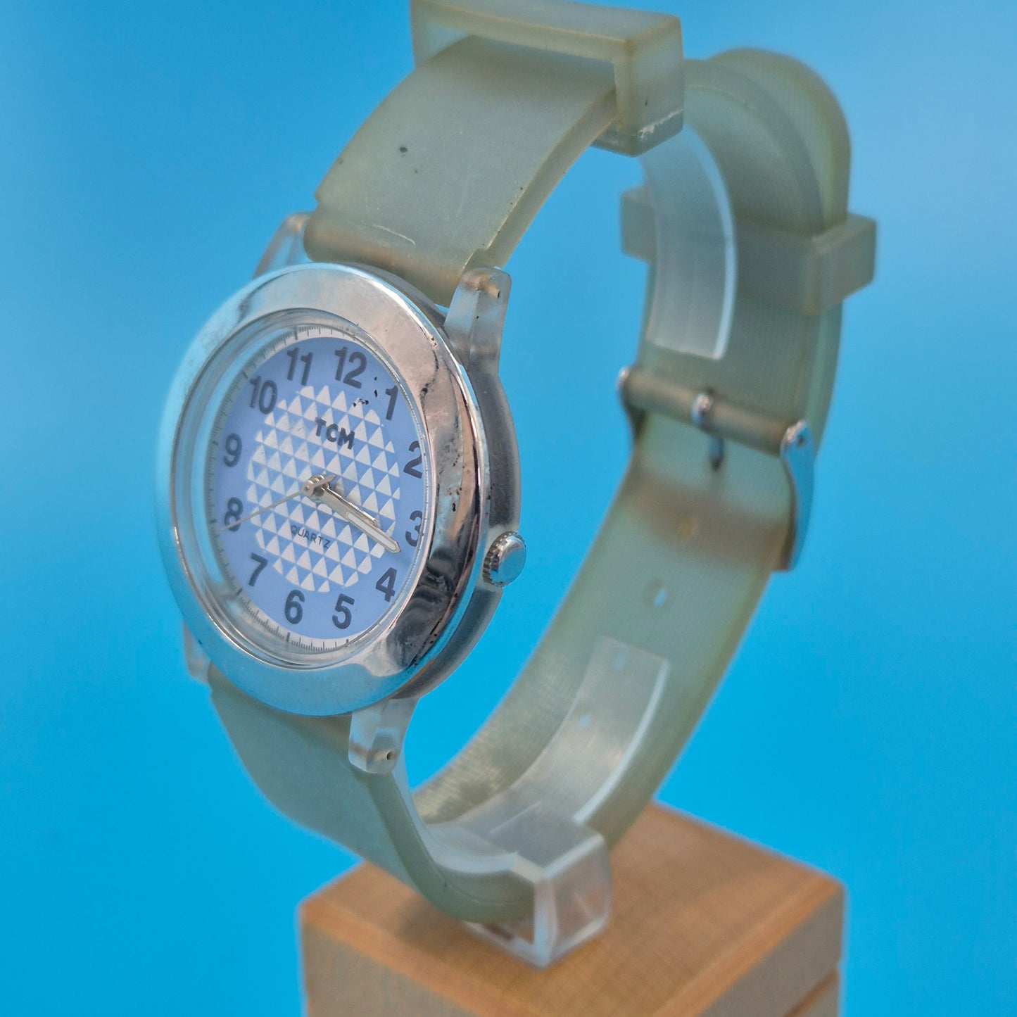 Moderne TCM Damen Uhr – Hellblaues Zifferblatt mit geometrischem Muster