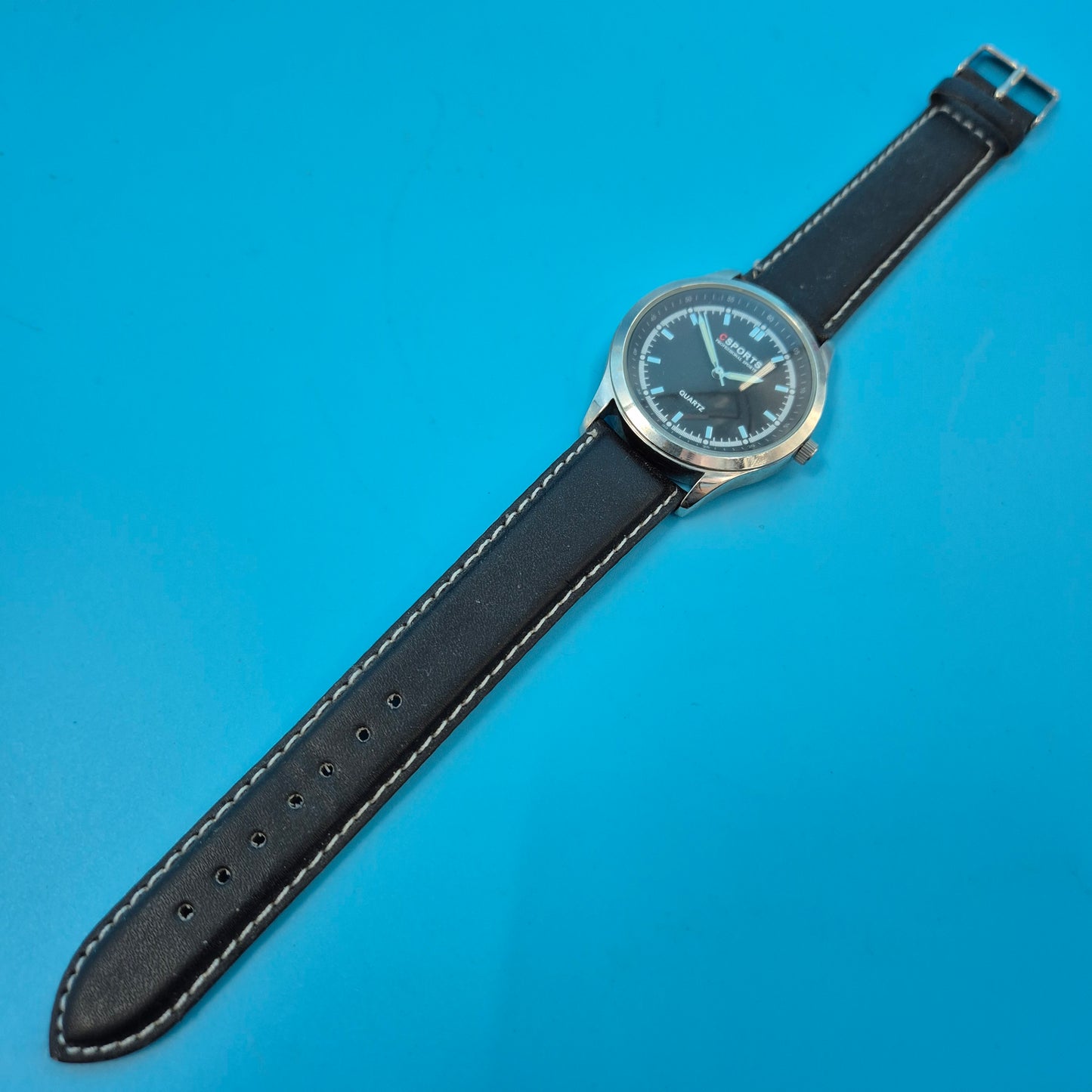 Sportliche CSports Herren Uhr – Klassisches Schwarz mit Kontrastnaht