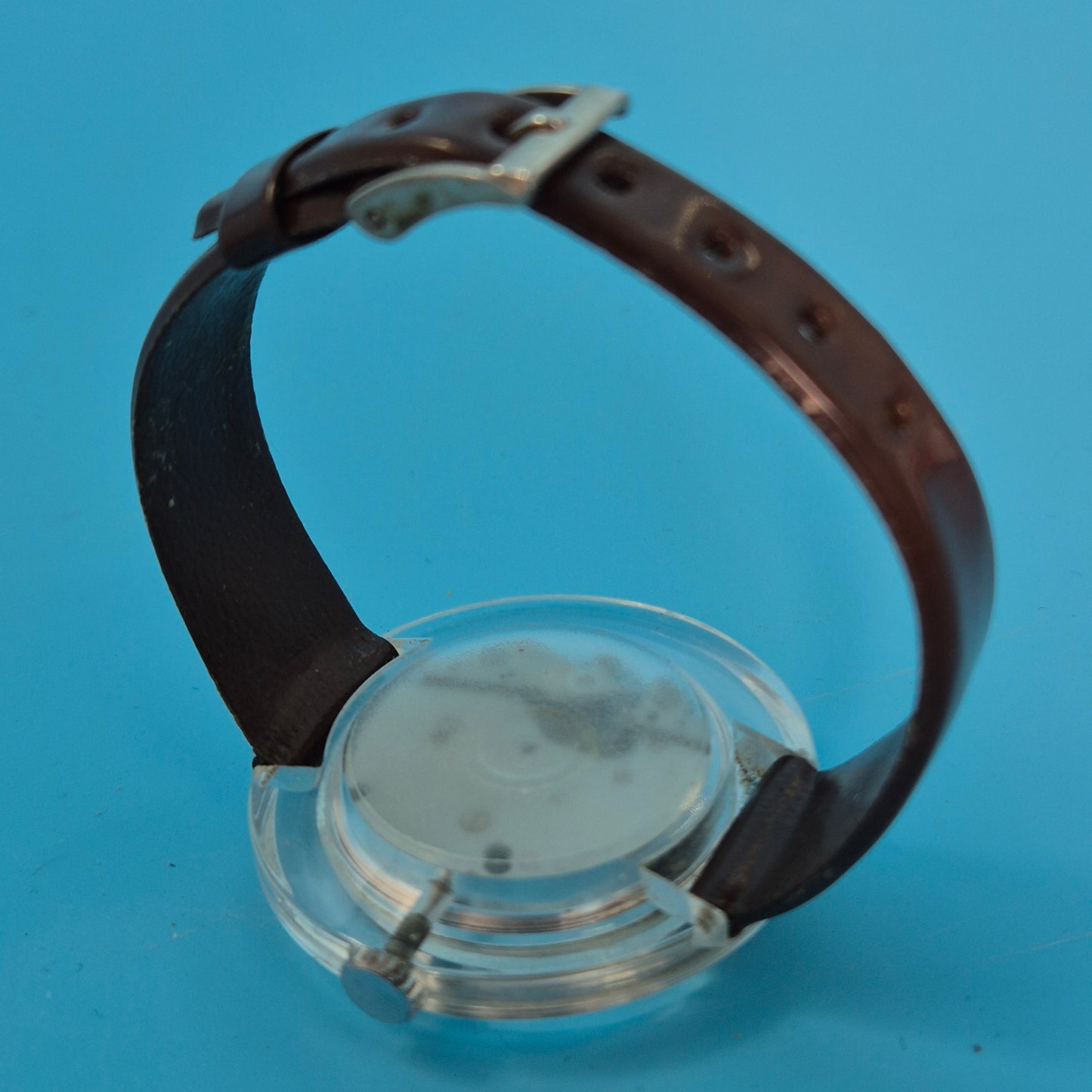 Vintage Alfa Damen Uhr – Futuristische Space Age Ästhetik in Acryl
