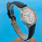 Titel Schlichte Damen Uhr in Silber-Optik – Klassisches Design für den Alltag
