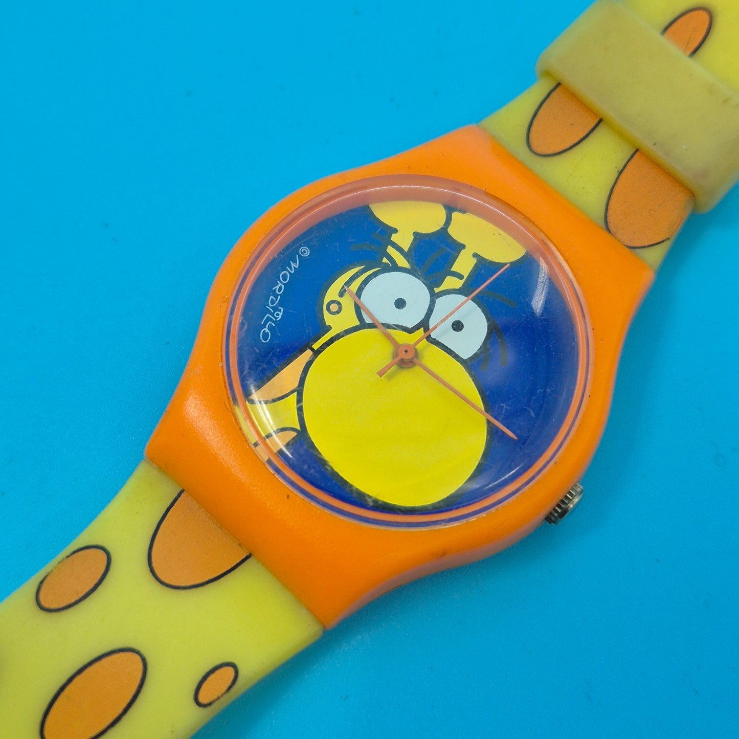 Fröhliche Heye Mordillo Giraffe Kinder Uhr – Farbenfrohes Retro Design