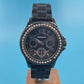 Stilvolle manguun Herren Uhr – Schwarzes Design mit Strassbesatz