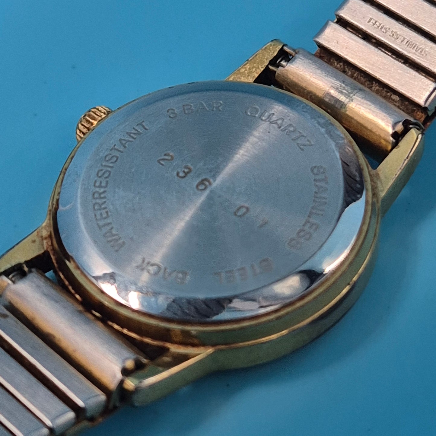 Klassische Boccia Damen Uhr – Zeitloses Design aus Rein-Titan