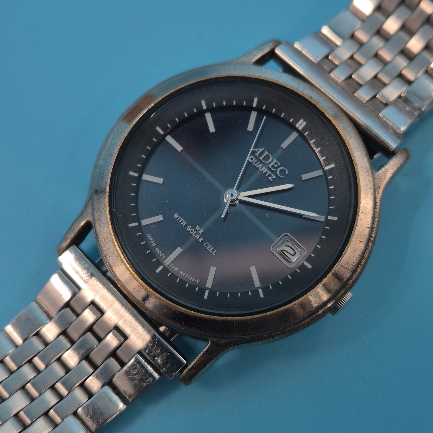 Klassische ADEC Solar Herren Uhr – Goldfarbenes Vintage Design