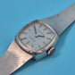 Klassische Dugena Damen Uhr – Vintage-Stil mit Textur-Armband