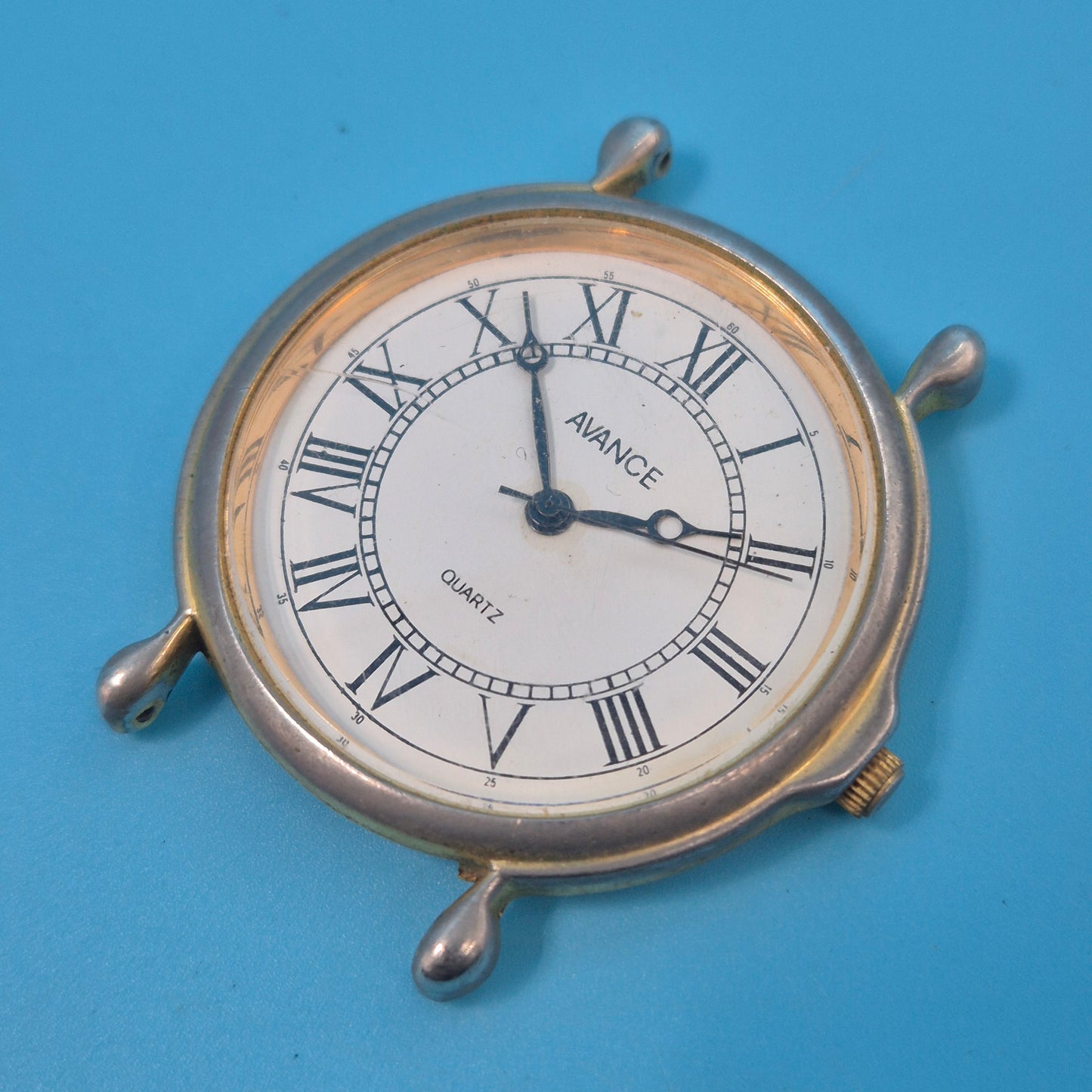 Klassische Avance Herren Uhr – Maritimer Stil mit Römischen Ziffern