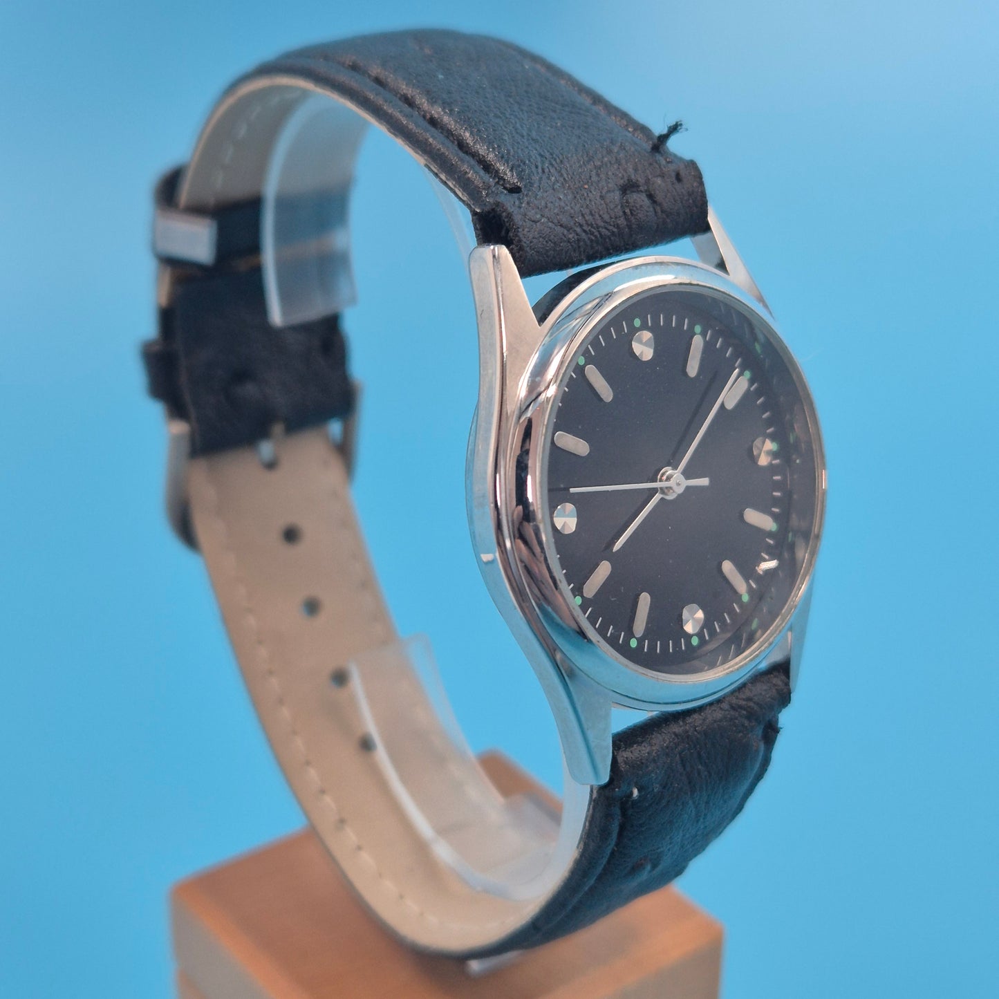Markenlose Herren Uhr im Pilot Stil – Schwarzes Zifferblatt