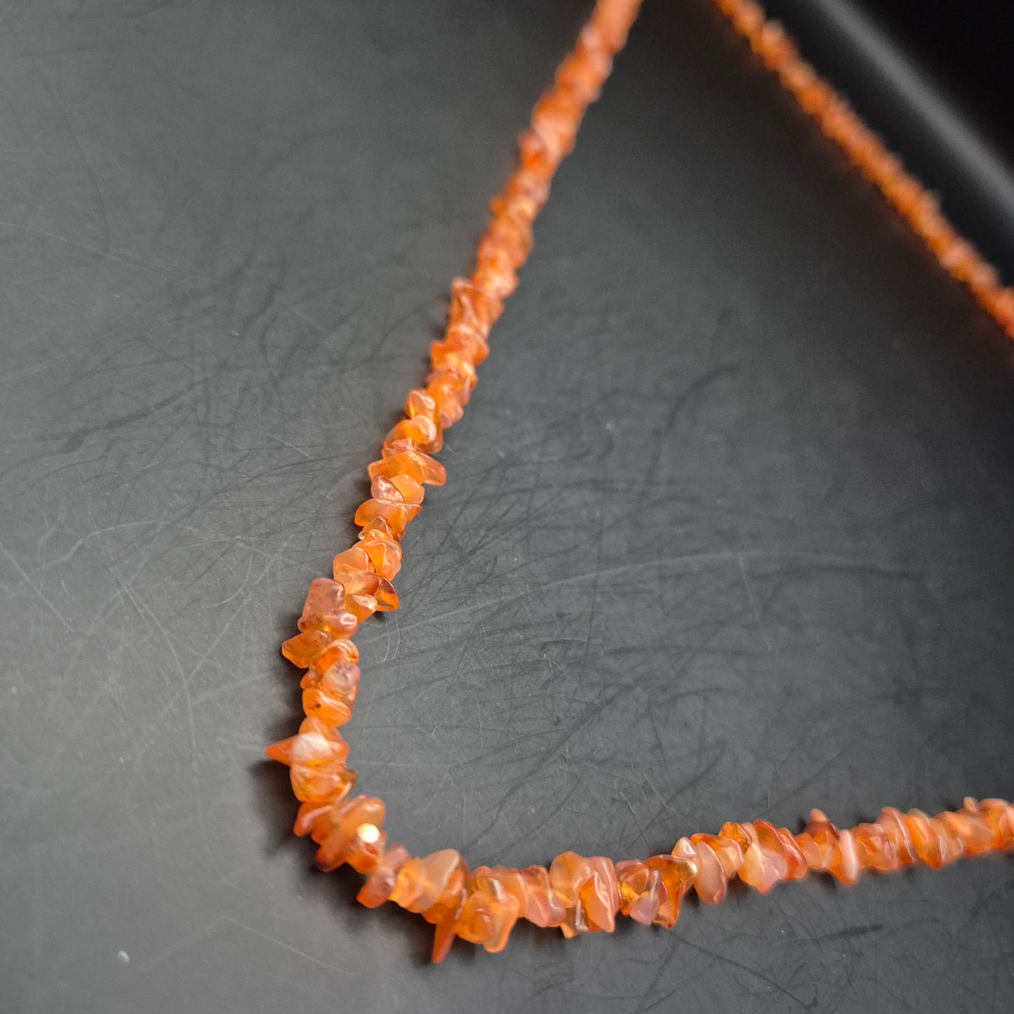 Elegante Karneol Splitterkette – Natürliche Edelstein Kette in Orange