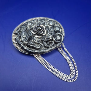 Vintage-Stil Rosenbrosche mit Kette – Damen Anstecknadel