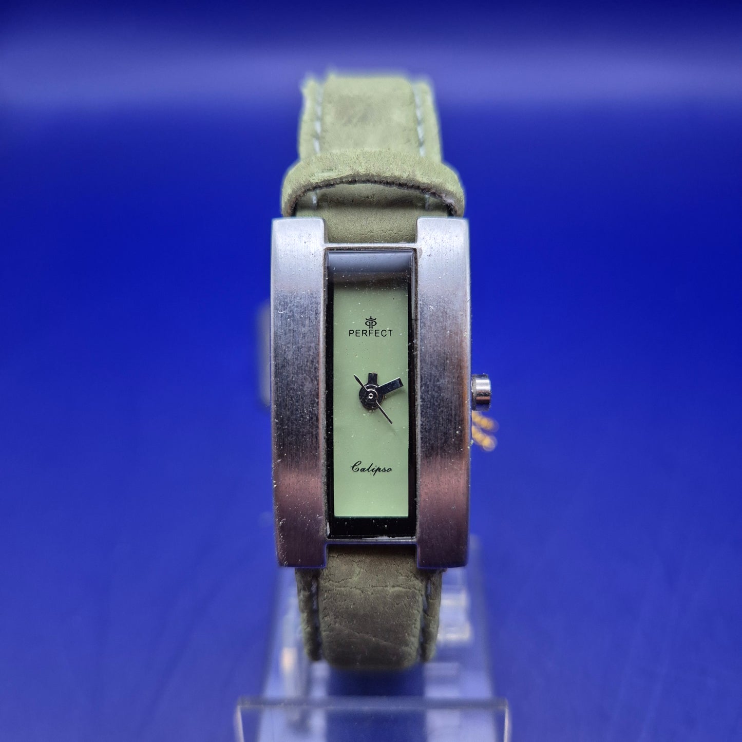 Elegante Perfect Damen Uhr – Stilvolles Grün mit Calipso-Design