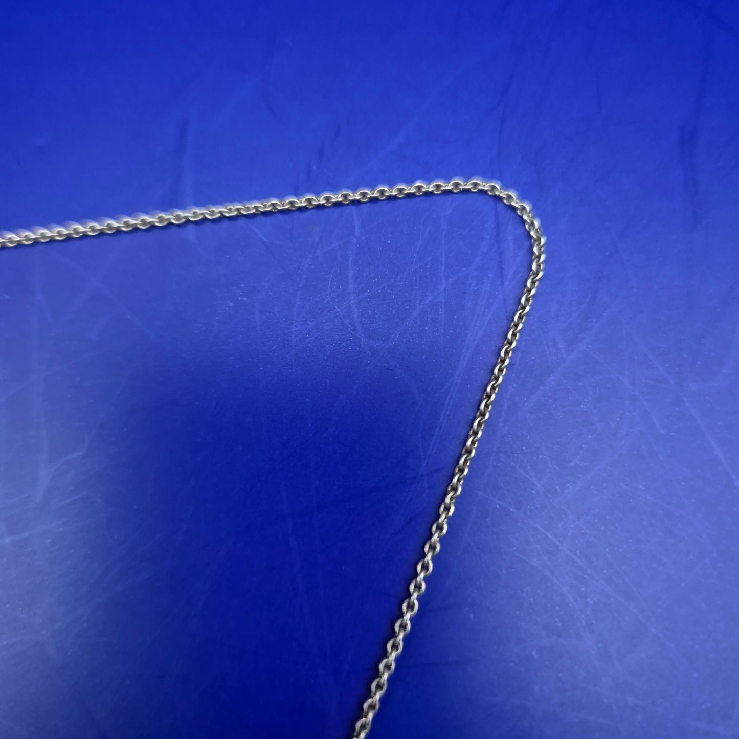 Antike Damen Halskette mit roten Granatsteinen – Vintage Eleganz