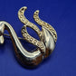 Elegante Schwanen Brosche Goldfarben mit Stein – Edles Accessoire