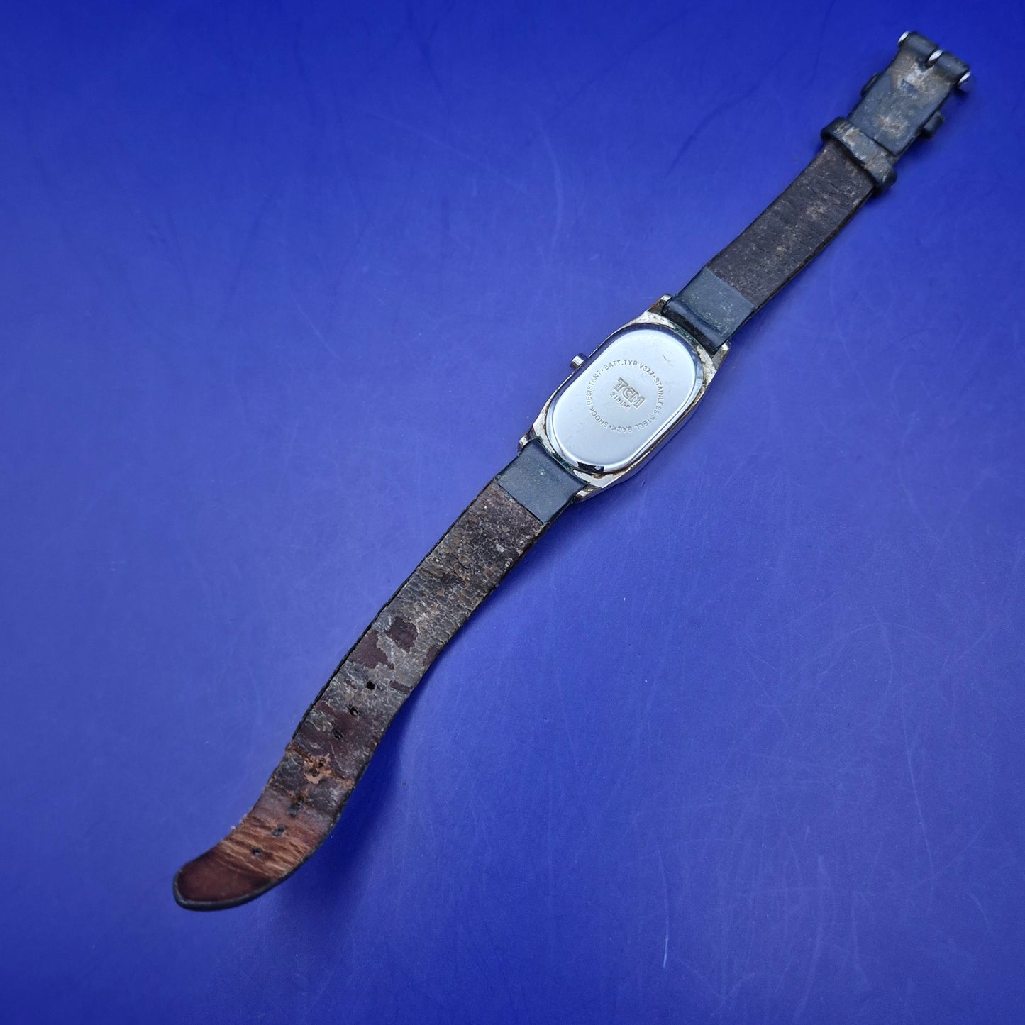 Elegante TCM Damen Uhr – Klassisches Ovales Design mit Lederarmband