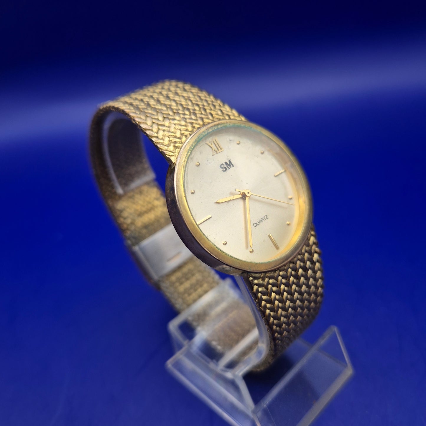 Elegante SM Damen Uhr – Goldfarbenes Mesh-Design im Vintage-Stil