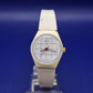 Vintage Damen Uhr – Weißes Gitter-Design mit Retro-Charme