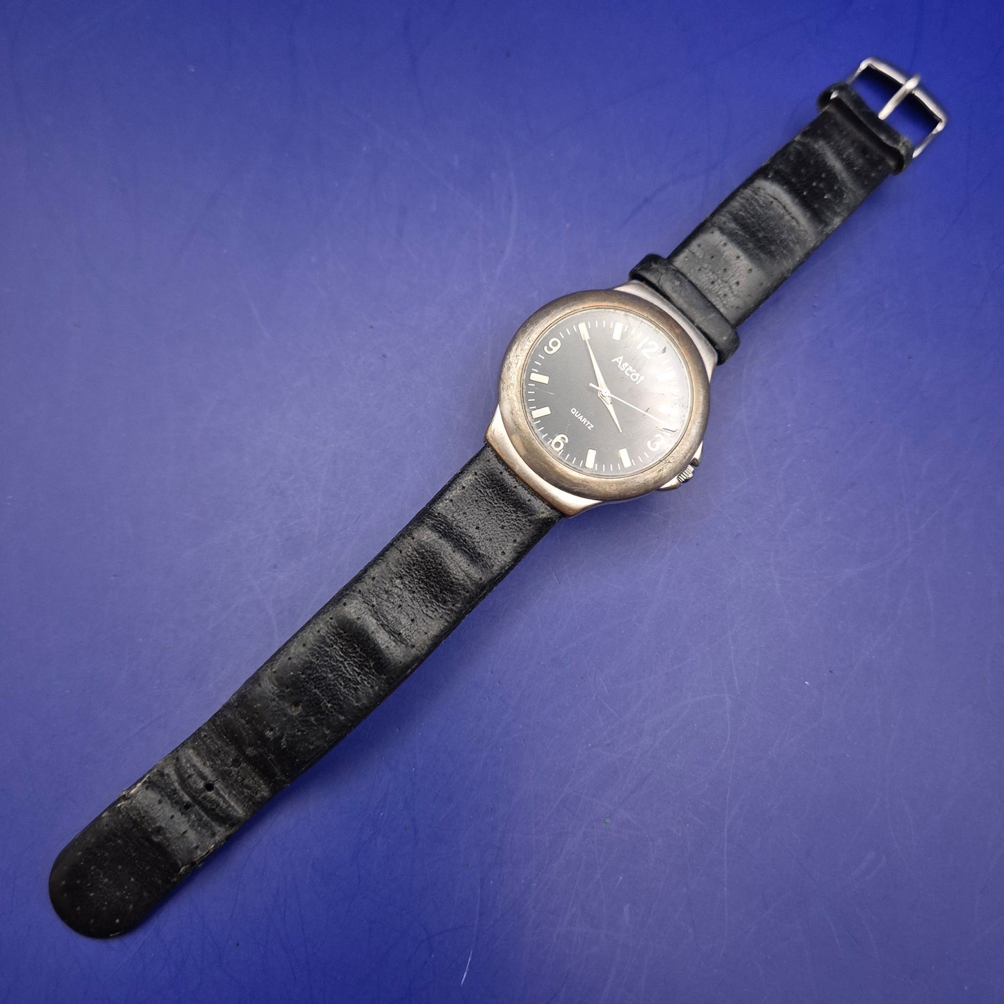Klassische Ascot Herren Uhr – Zeitloses Design mit Lederarmband
