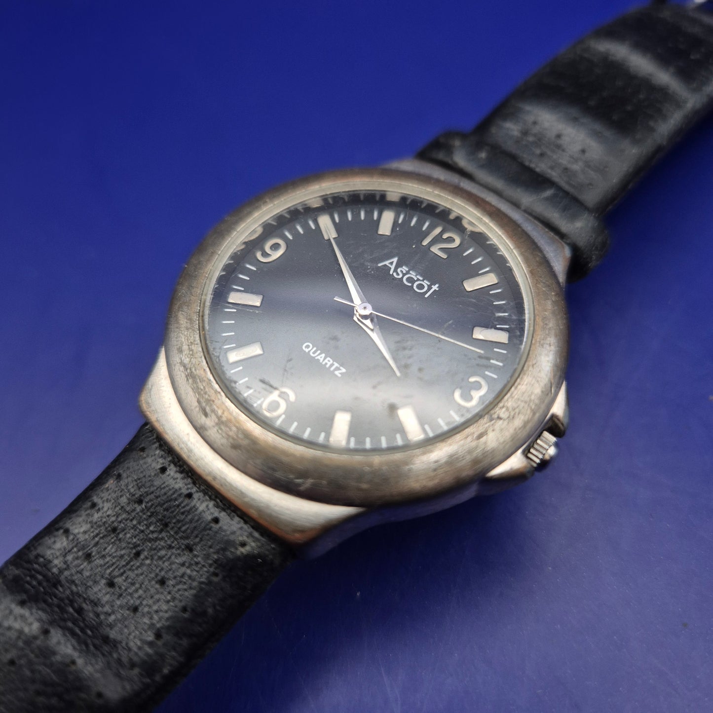 Klassische Ascot Herren Uhr – Zeitloses Design mit Lederarmband