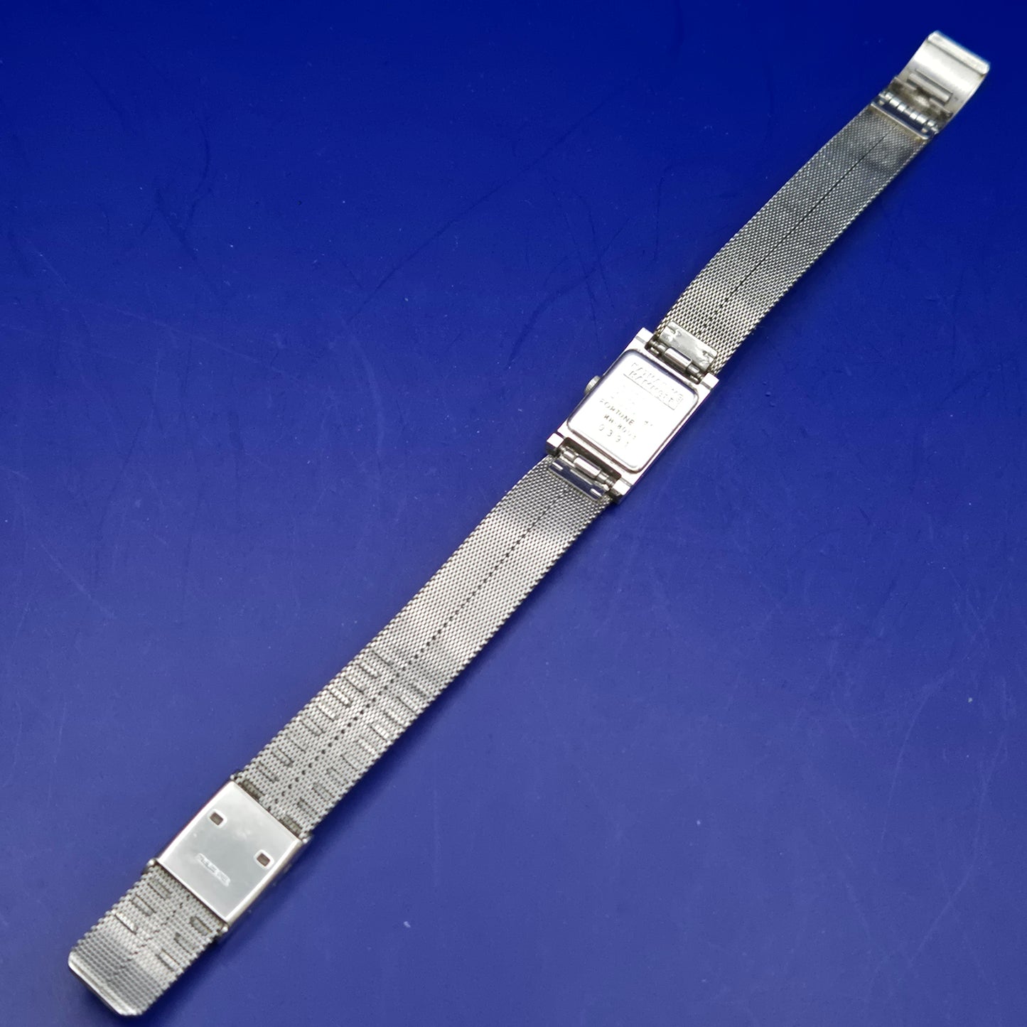 Exklusive Katharine Hamnett Damen Uhr – Modernes Mesh-Design