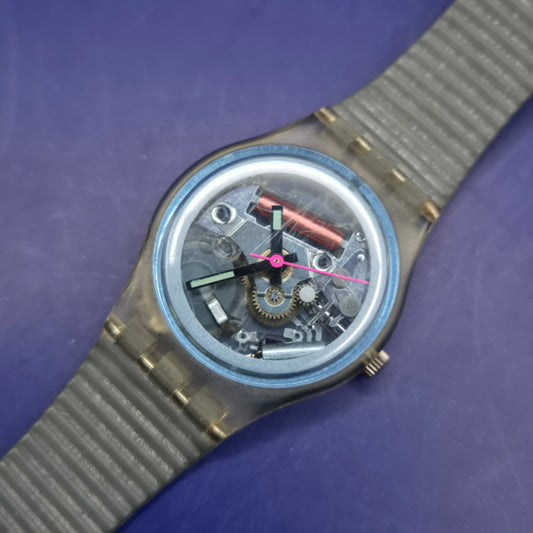 Kultige Swatch Jelly Fish GK100 – Transparentes Skelett Design