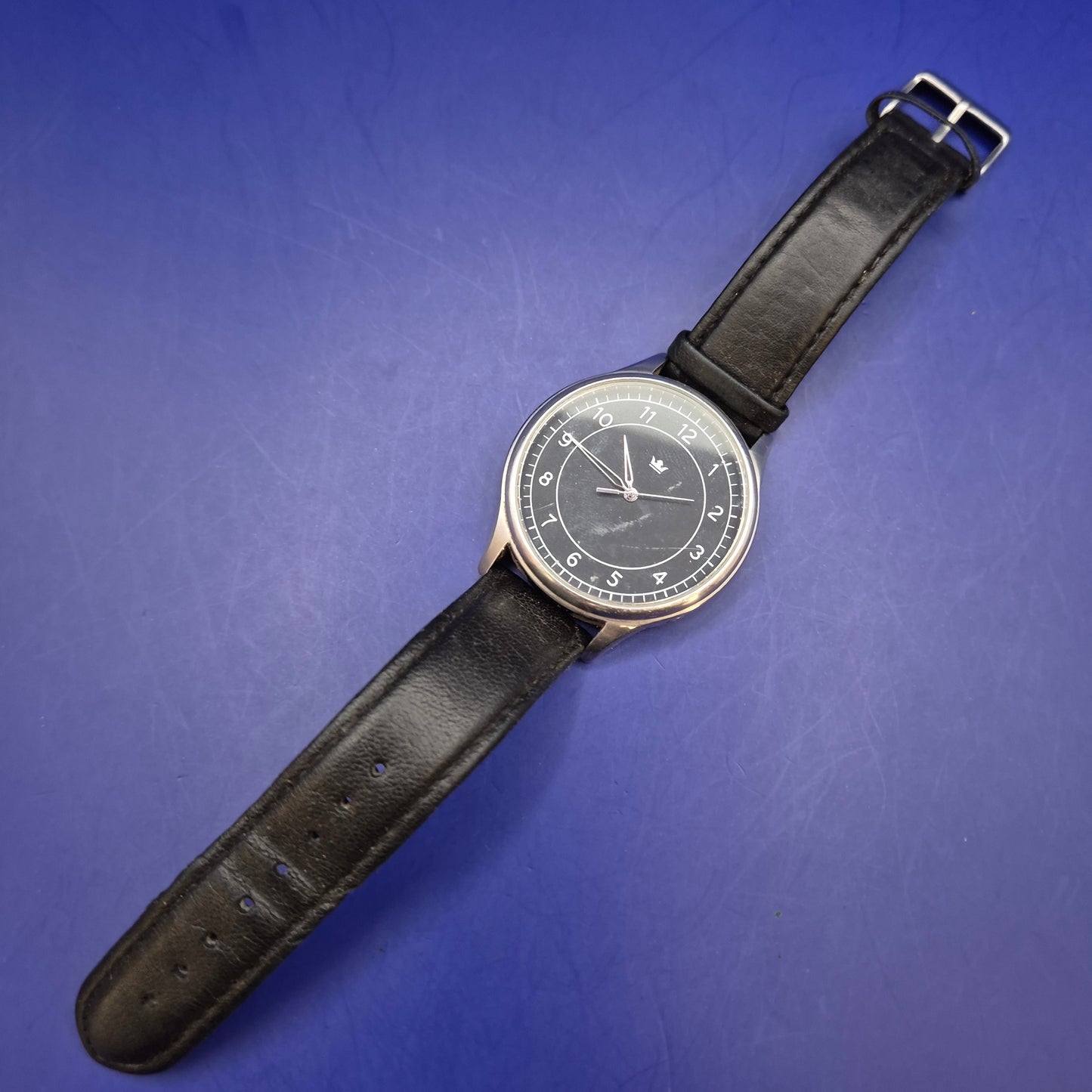 Klassische Sempre Herren Uhr – Schwarzes Zifferblatt & Lederarmband