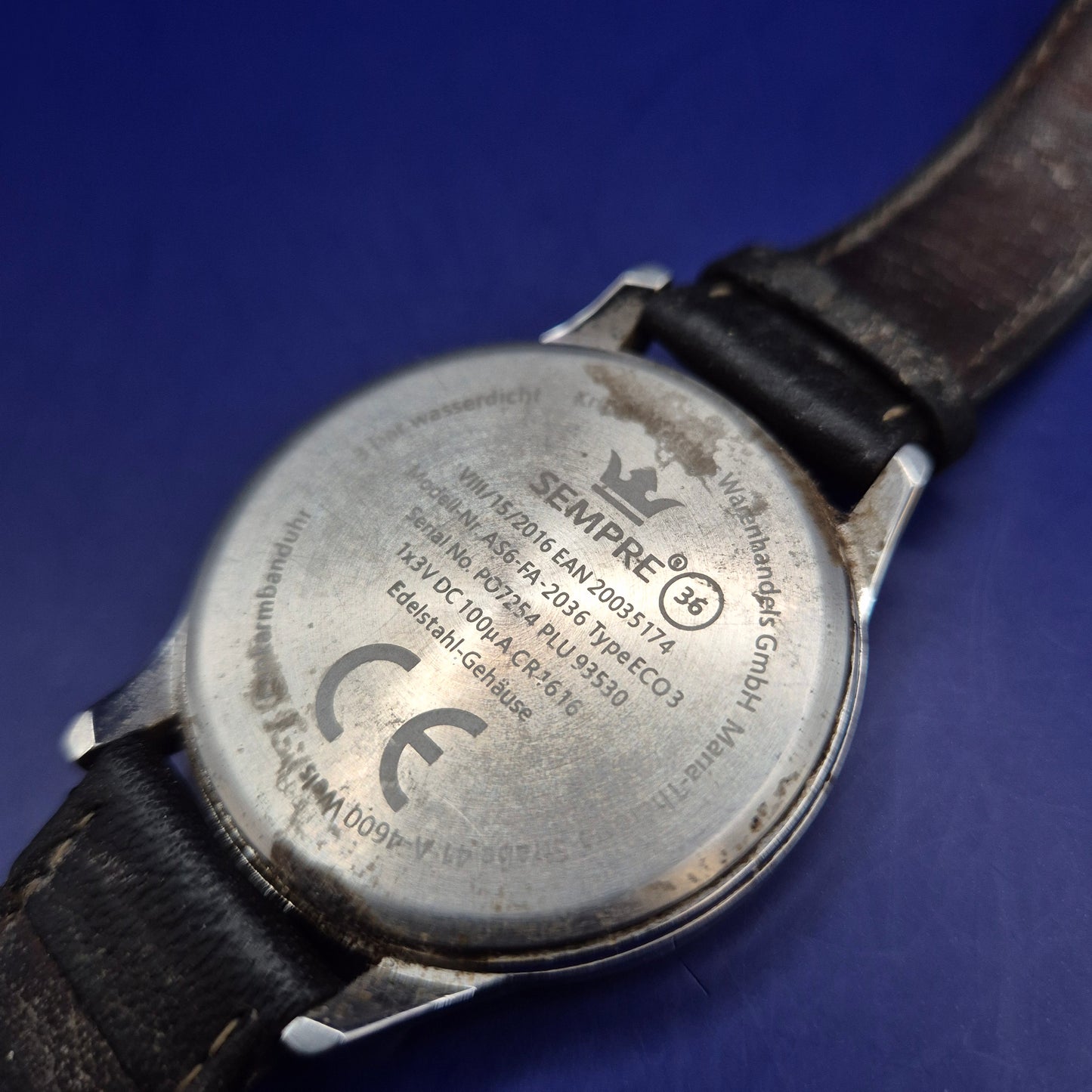 Klassische Sempre Herren Uhr – Schwarzes Zifferblatt & Lederarmband