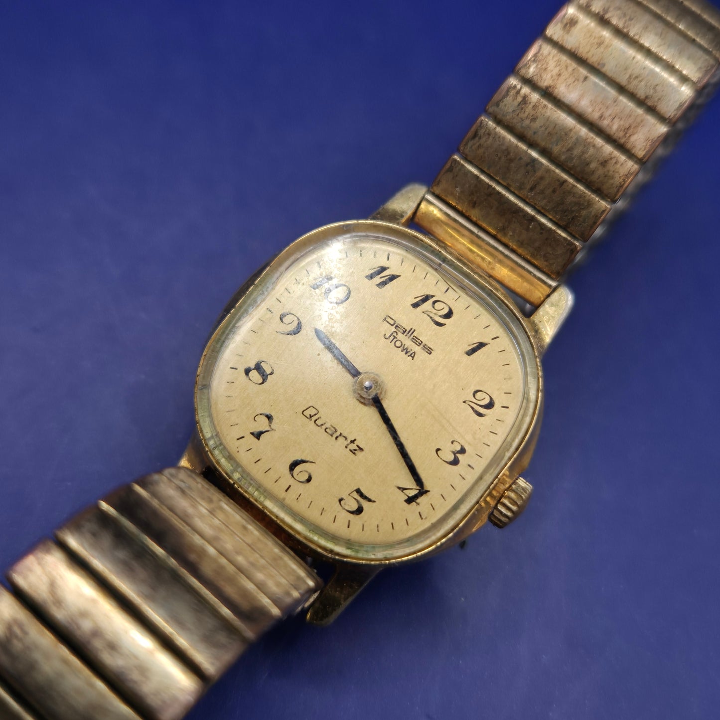 Titel Elegante Pallas Stowa Damen Uhr – Vergoldeter Vintage-Klassiker