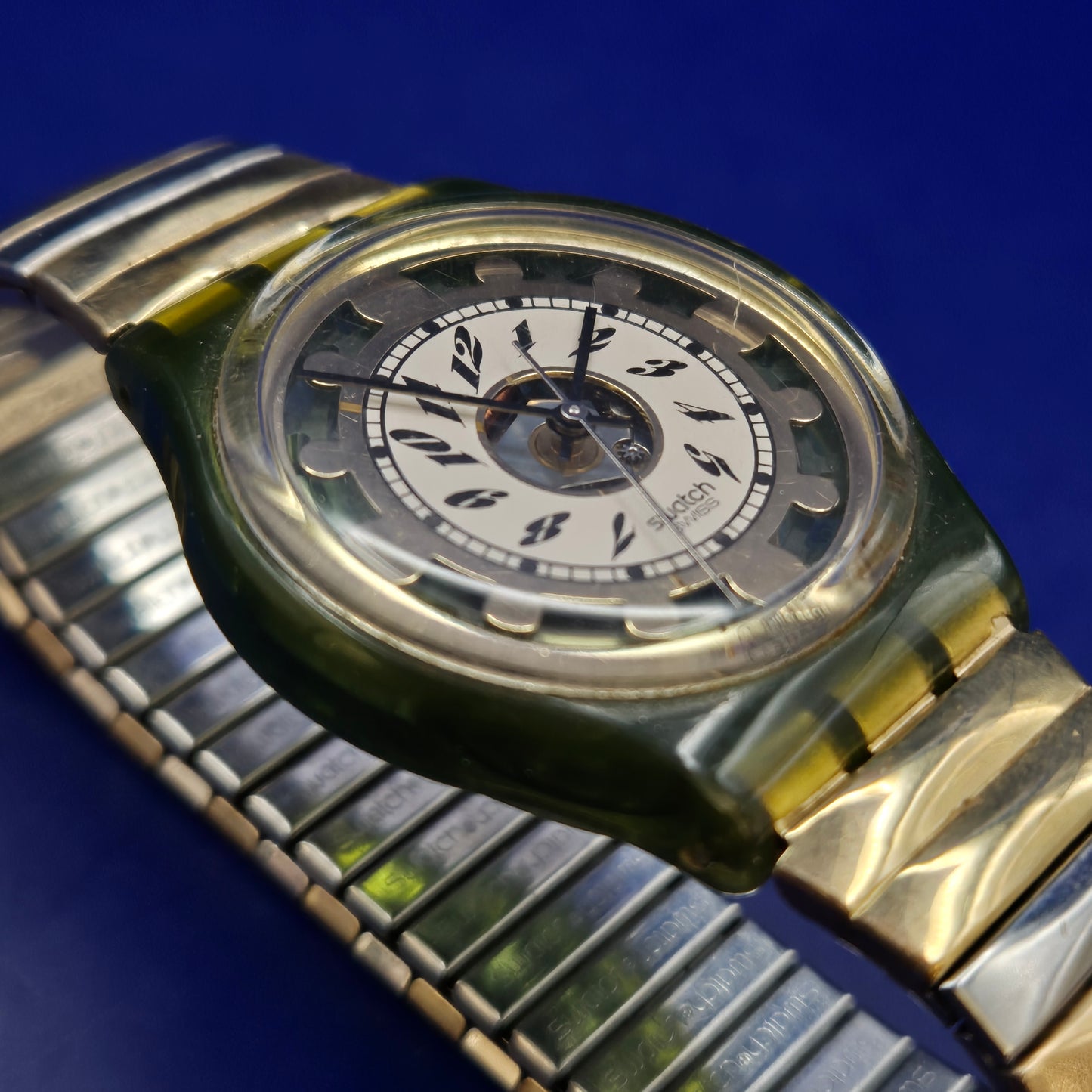 Vintage Swatch Golden Gear Herren Uhr – Transparentes Design mit Goldakzenten