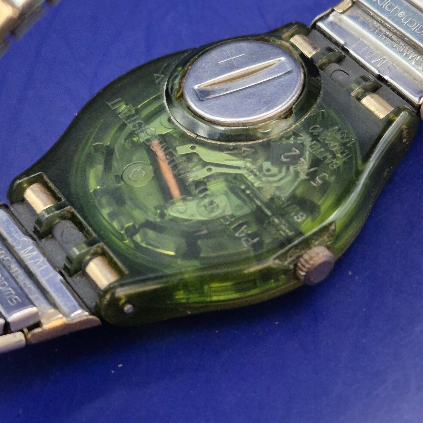 Vintage Swatch Golden Gear Herren Uhr – Transparentes Design mit Goldakzenten