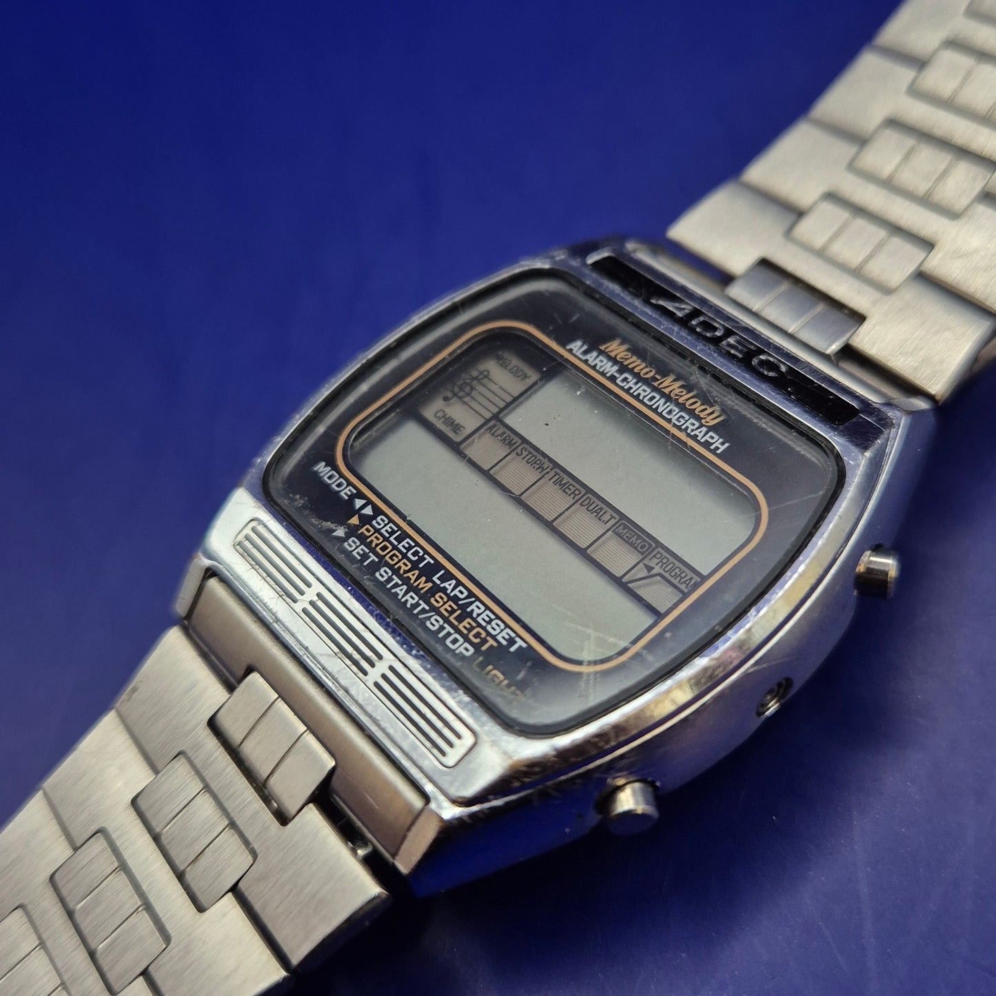 Vintage ADEC Memo-Melody Herren Uhr – Retro Digital Klassiker