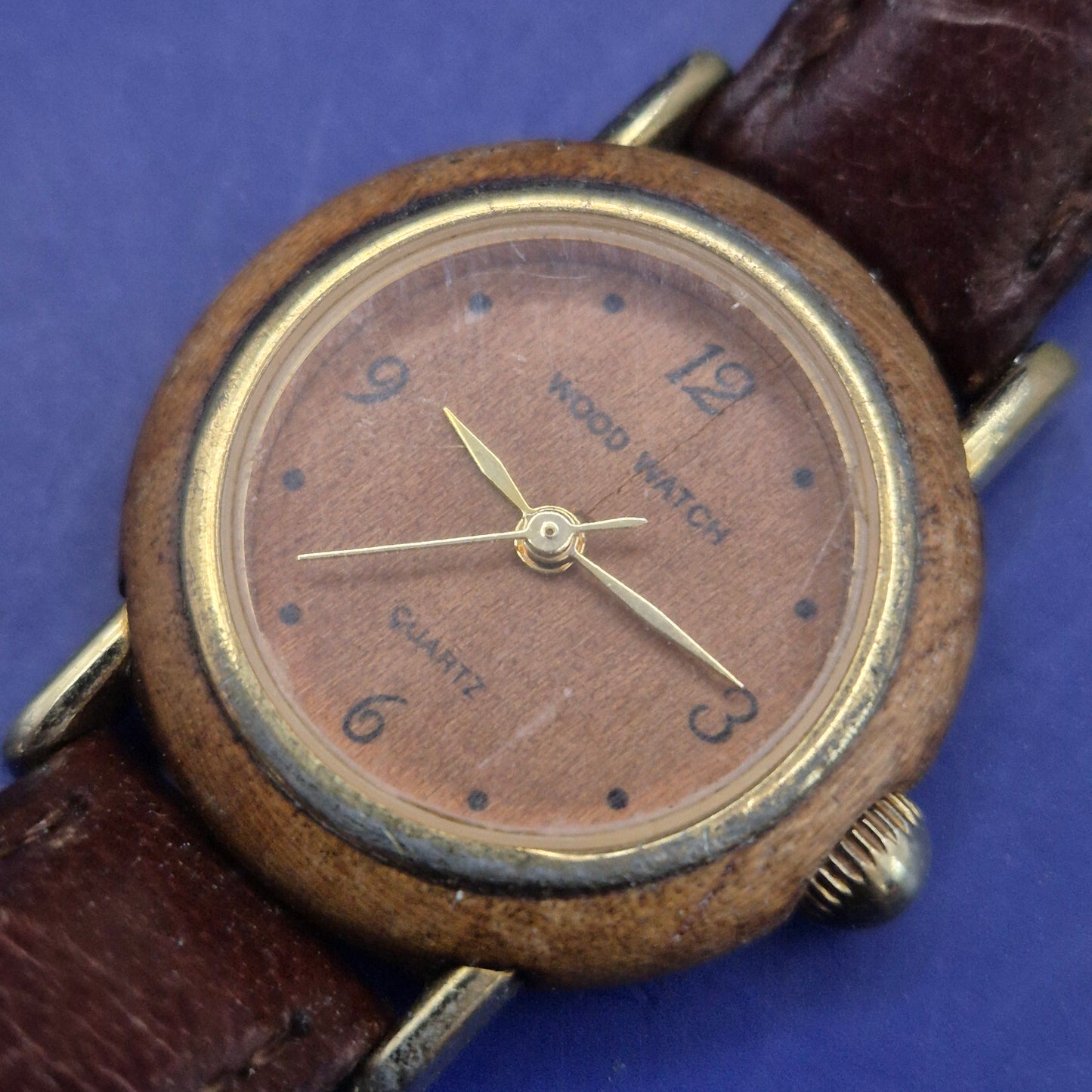 Kleine Vintage Wood Watch Damen Uhr – Natürliches Design