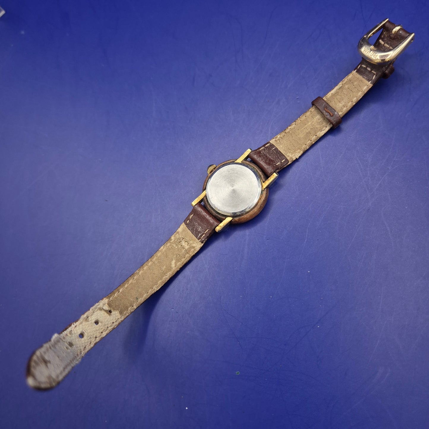Kleine Vintage Wood Watch Damen Uhr – Natürliches Design