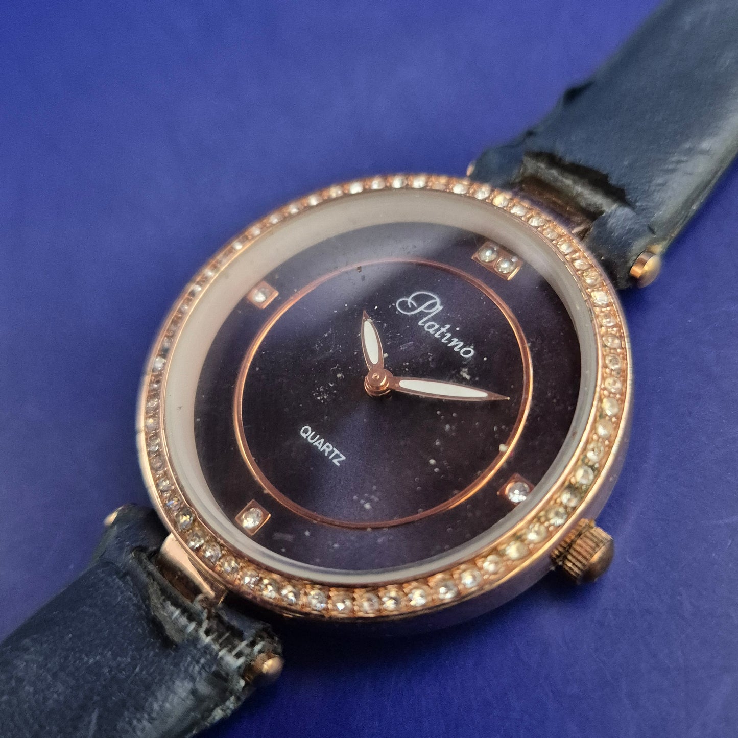Platino Damen Uhr – Funkelndes Design in Roségold