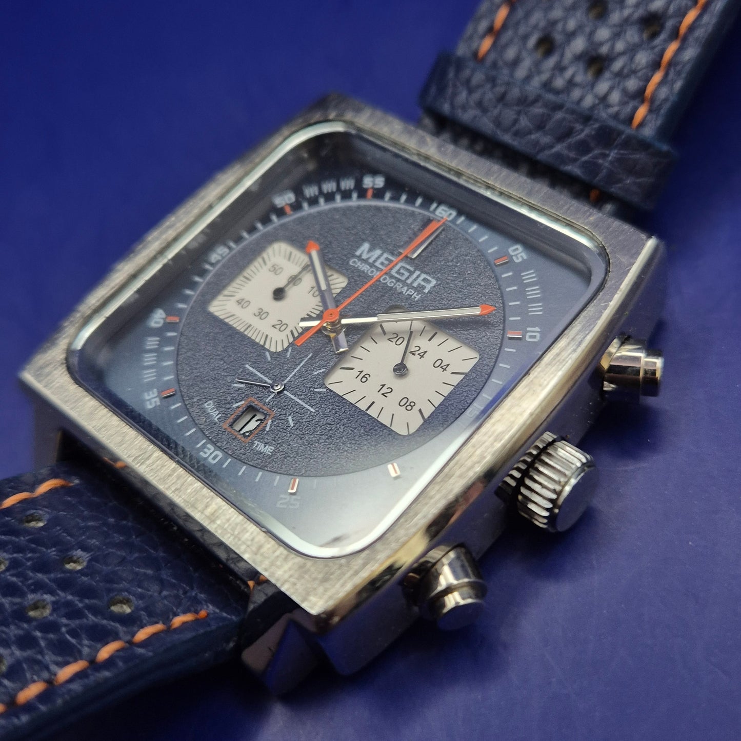 Megir Chronograph Herren Uhr – Markantes Quadratisches Design in Blau