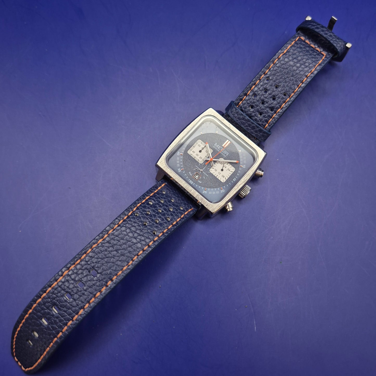 Megir Chronograph Herren Uhr – Markantes Quadratisches Design in Blau