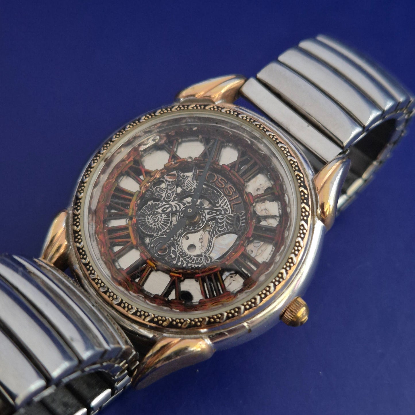 Exklusive Fossil Herren Uhr – Vintage Skeleton Design mit Flexband