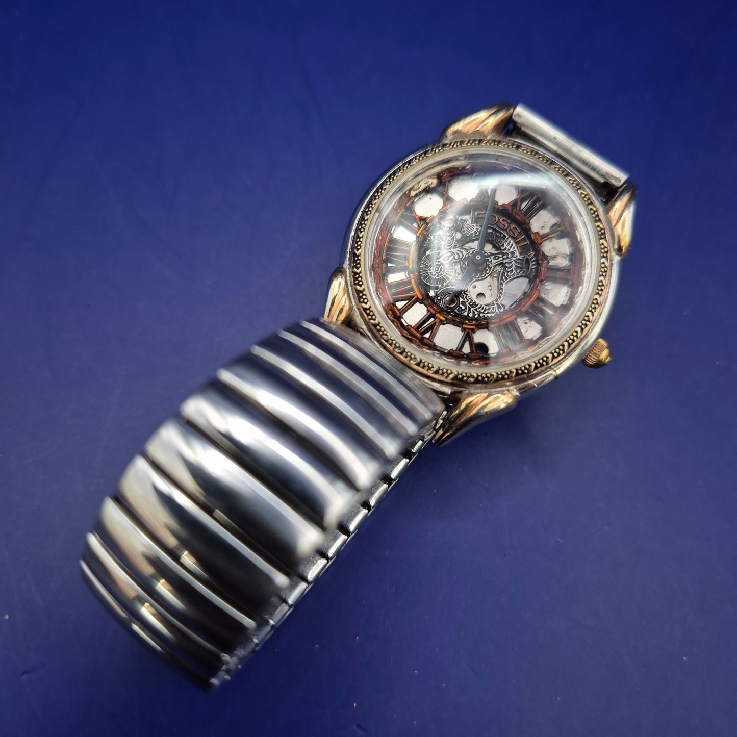 Exklusive Fossil Herren Uhr – Vintage Skeleton Design mit Flexband