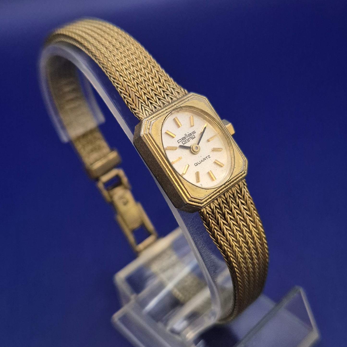 Elegante Pallas Ormo Damen Uhr – Vintage Gold-Look mit Mesh-Armband