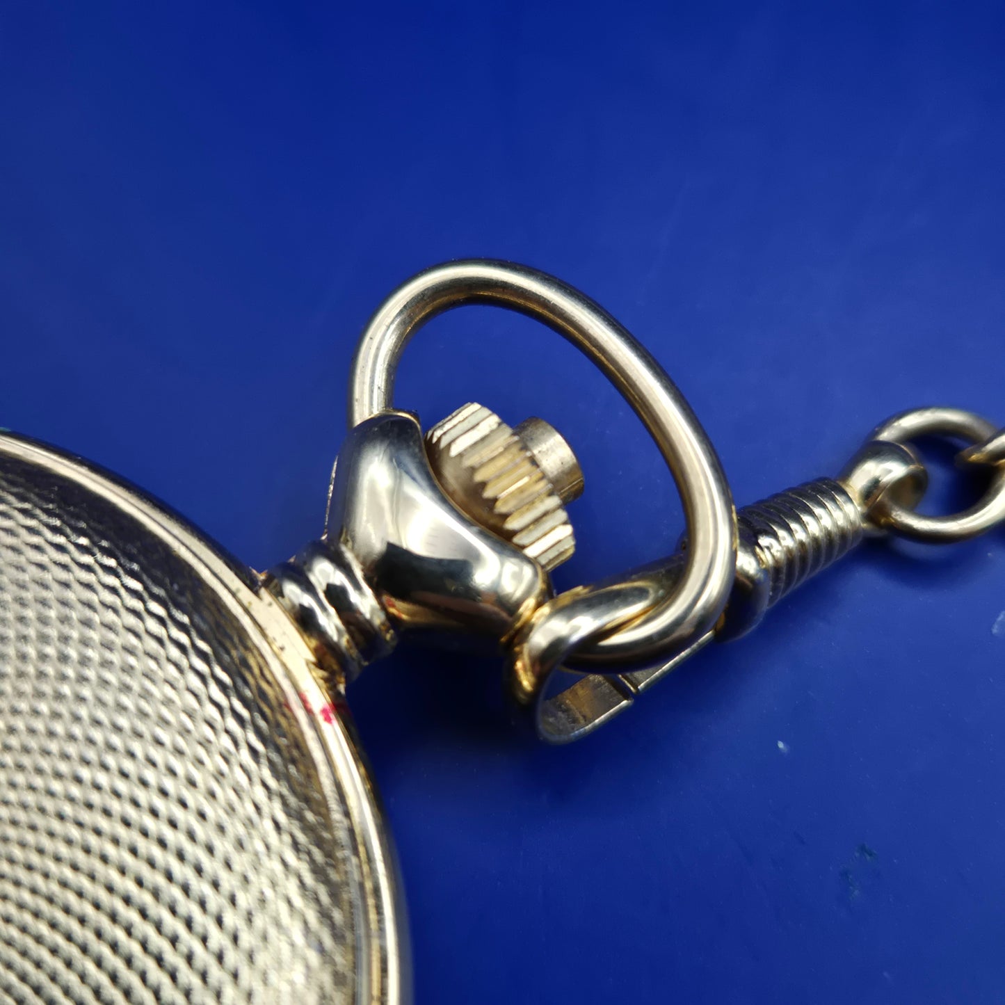 Elegante Goldene Taschen Uhr – Made in Germany mit Mondphase