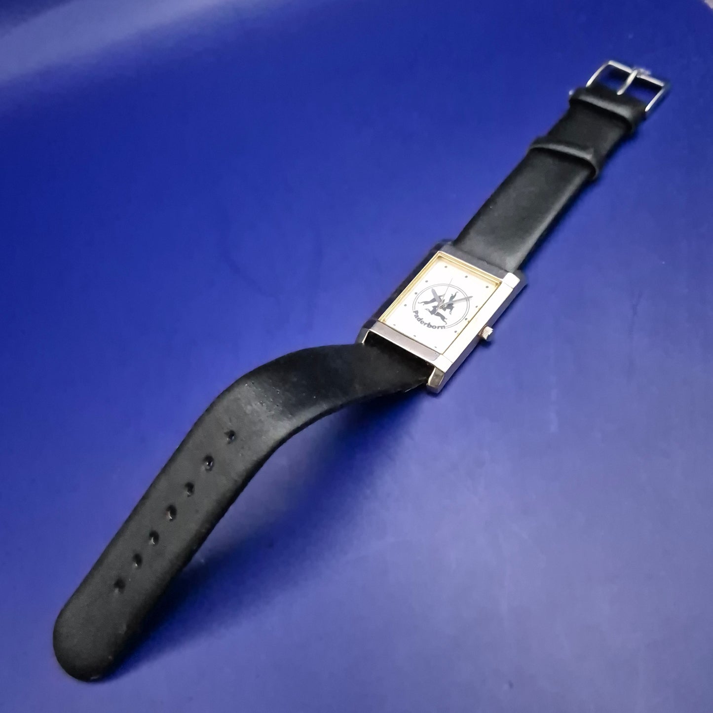 Exklusive Paderborn Edition Damen Uhr – Zeitloses Design von La Bruyère