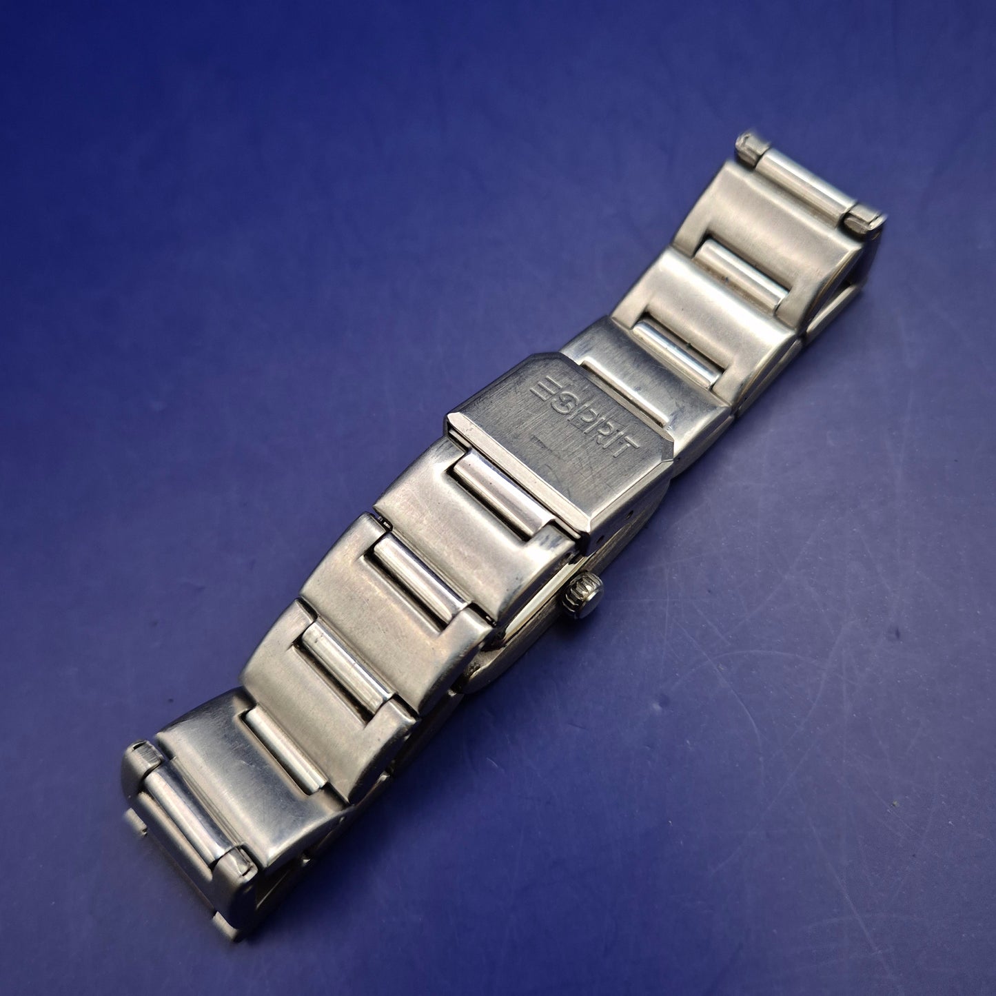 Klassische Esprit Damen Uhr – Rechteckiges Design in Edelstahl