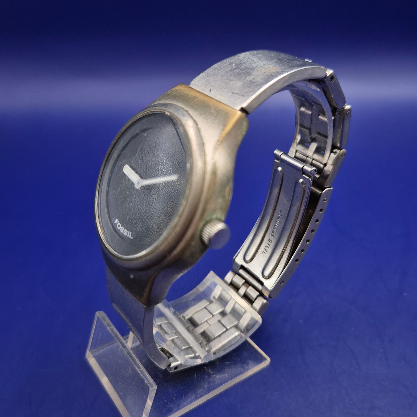 Moderne Fossil Herren Uhr – Minimalistisches Design in Anthrazit