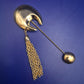 Elegante Vintage Brosche Goldfarben – Abstraktes Design mit Kettendetails