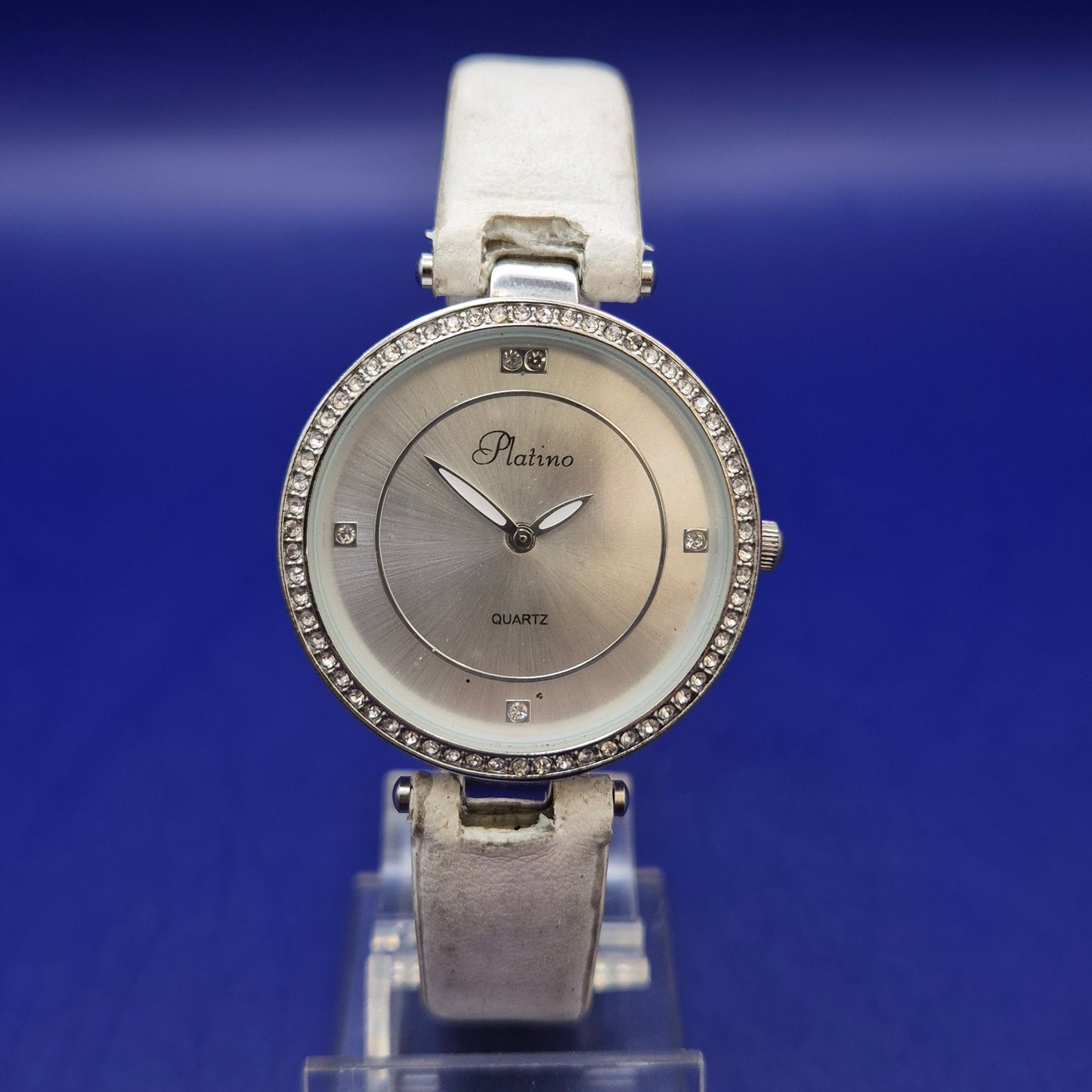 Funkelnde Platino Damen Uhr mit Strasslünette – Eleganter Look