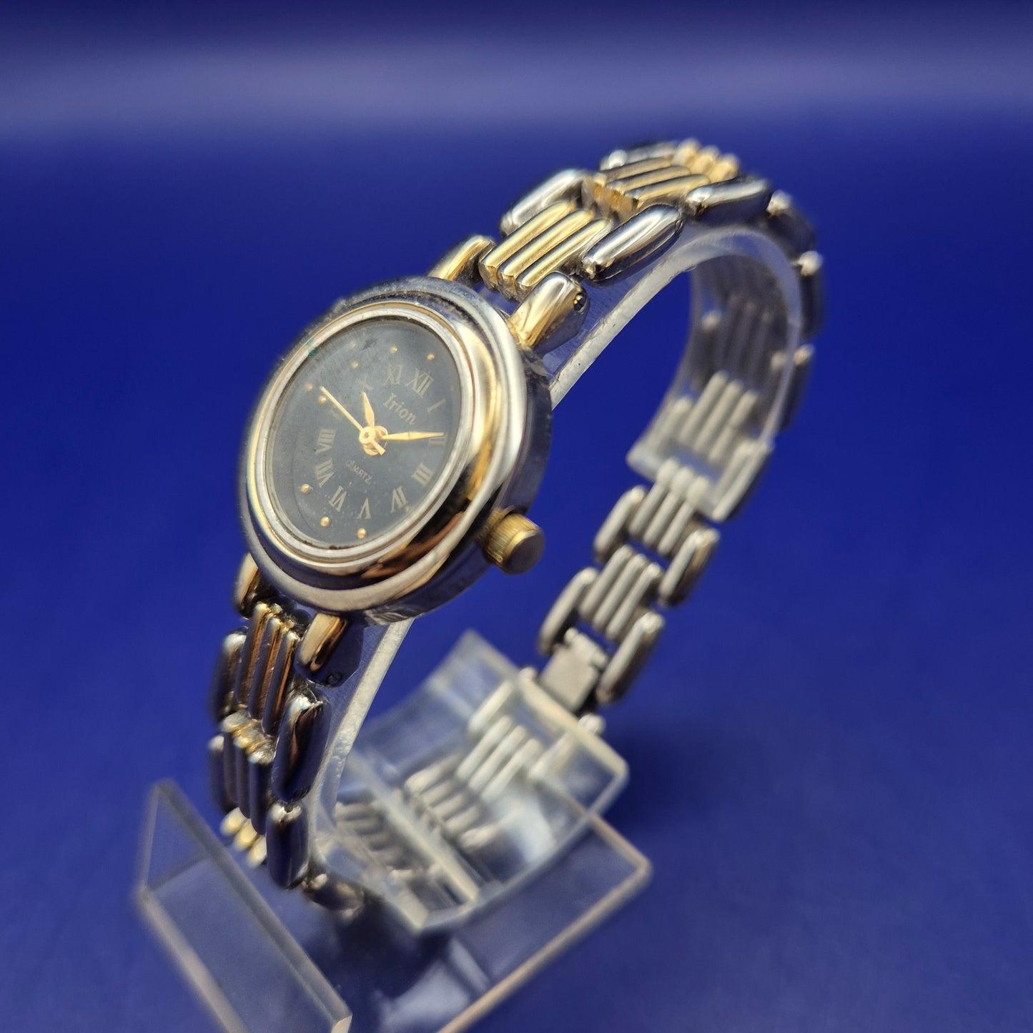 Elegante Irion Damen Uhr – Klassisches Bicolor-Design mit Römischen Ziffern