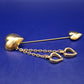 Elegante Herz-Anstecknadel in Goldoptik – Romantische Brosche mit Ketten