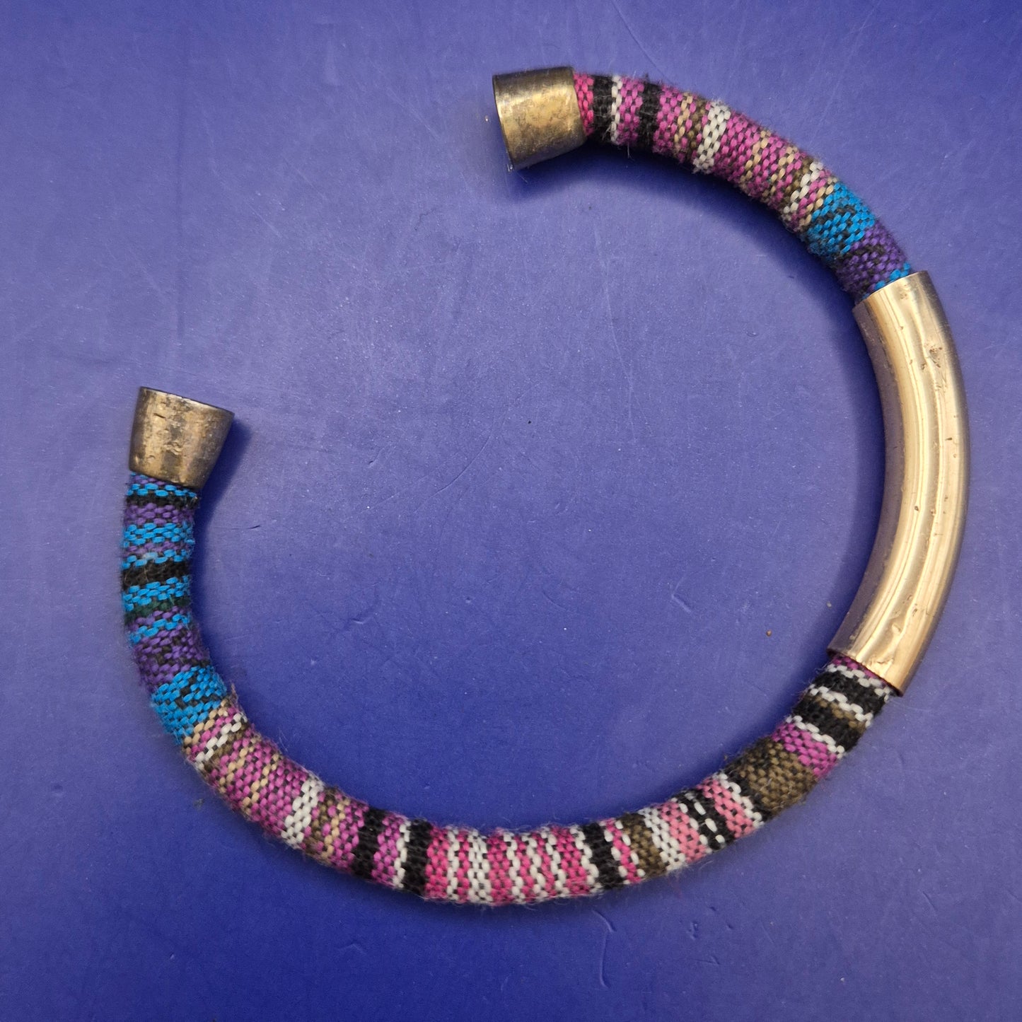 Buntes Stoff Armband im Boho-Stil – Magnetverschluss