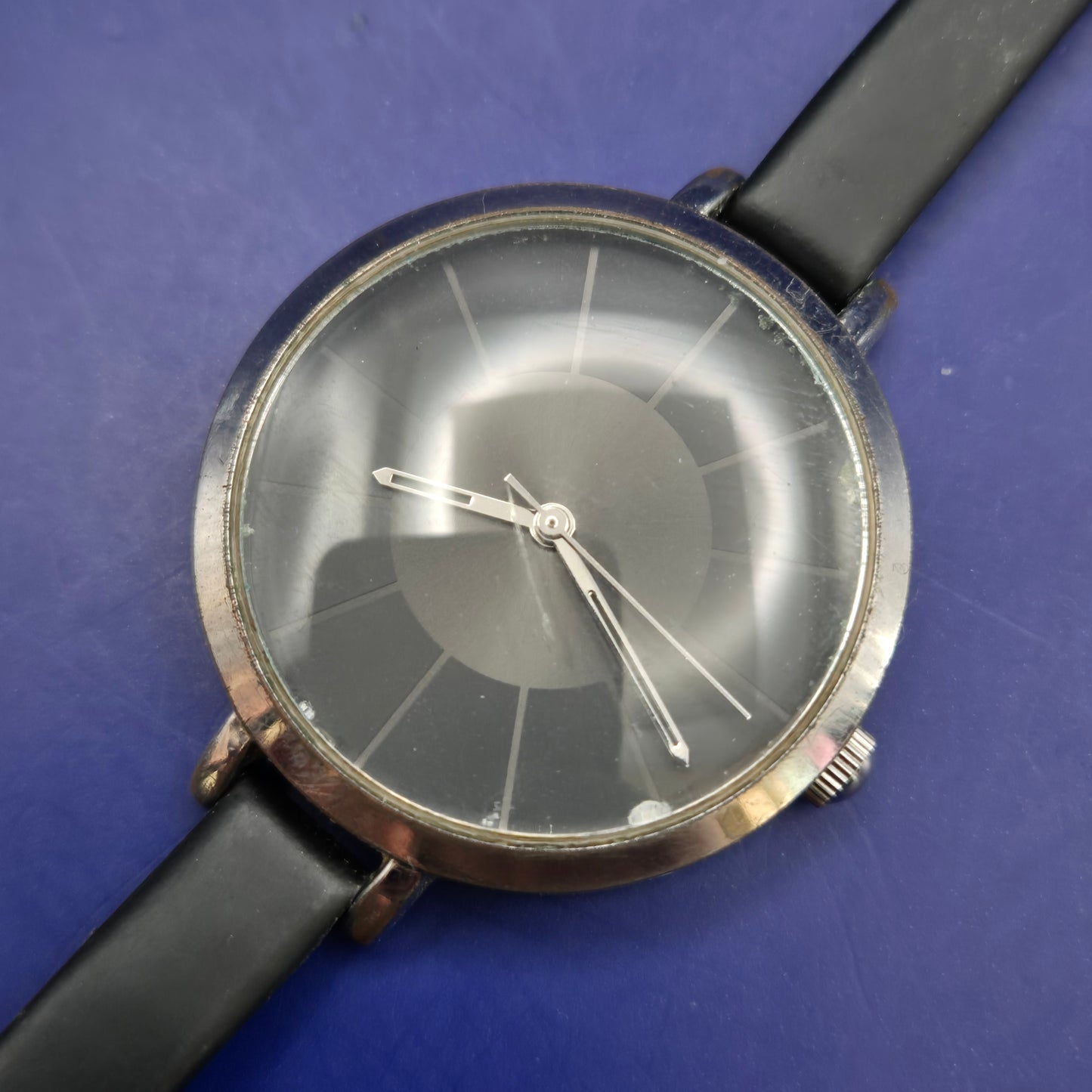 Elegante Bijou Brigitte Damen Uhr – Minimalistisches Design in Schwarz