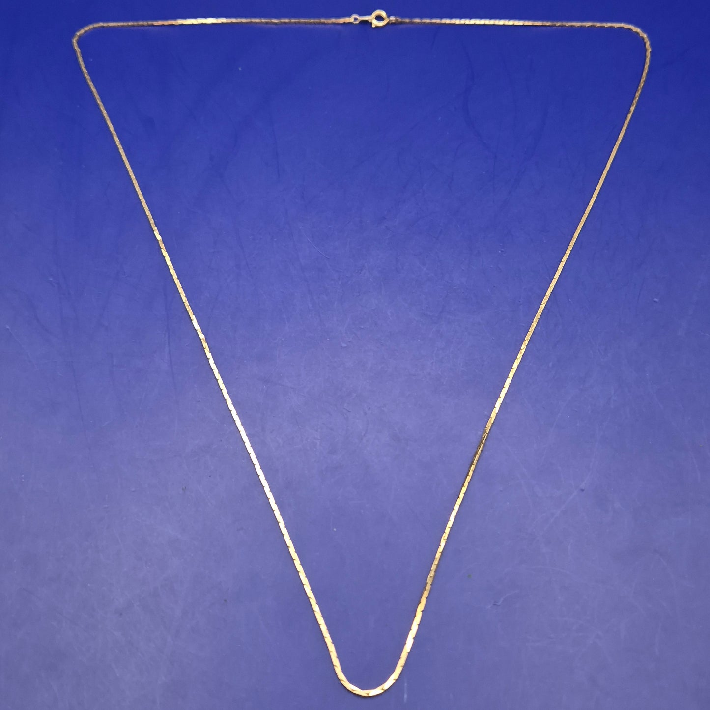 Elegante Flachpanzer Halskette in Gold-Optik – Zeitloses Accessoire